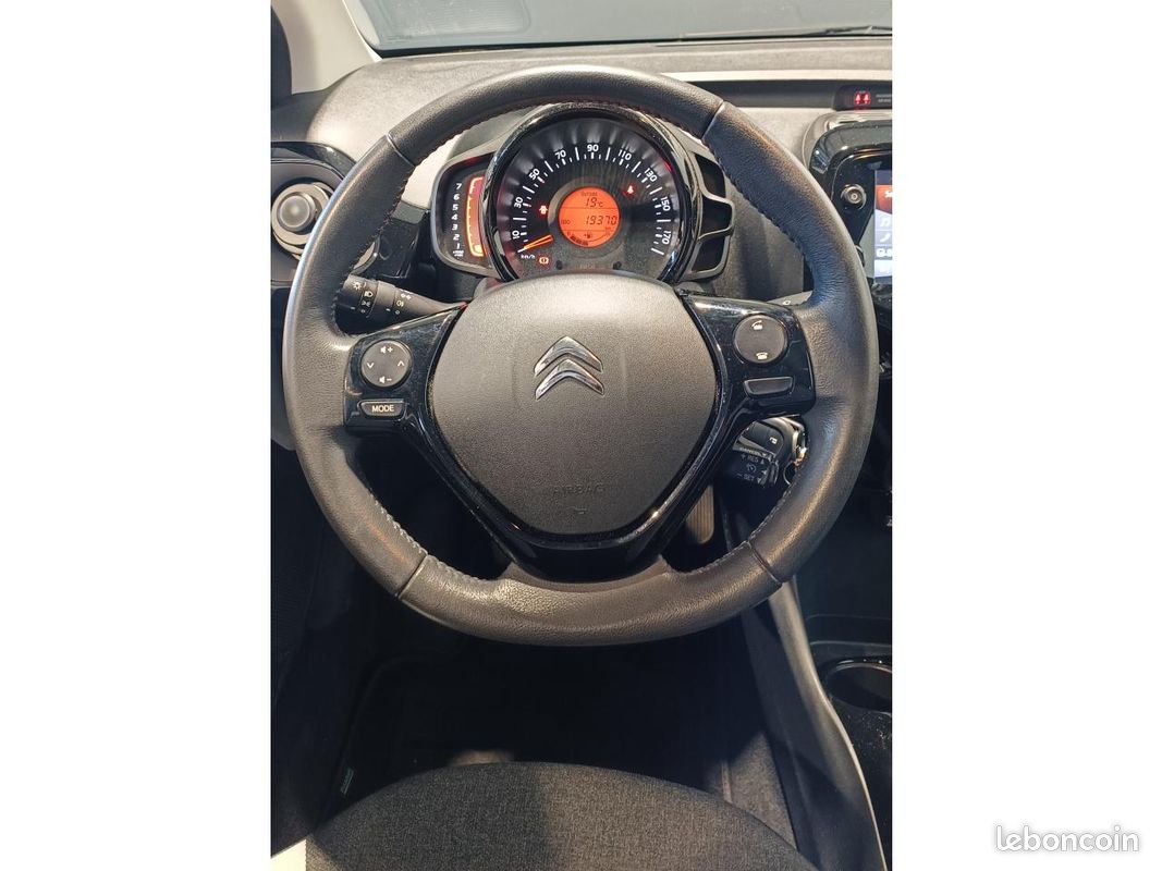 CITROEN C1 AIRSCAPE SHINE 1.0i VTi 72 ch Toit ouvrant + Camera (image 19)