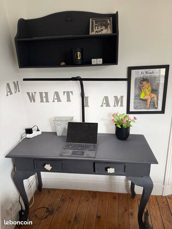 Bureau en bois vintage (image 1)