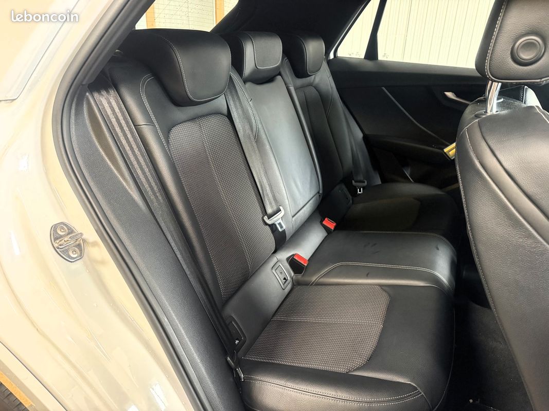 Audi Q2 2.0 TFSI 190 S LINE S TRONIC 7 (image 12)