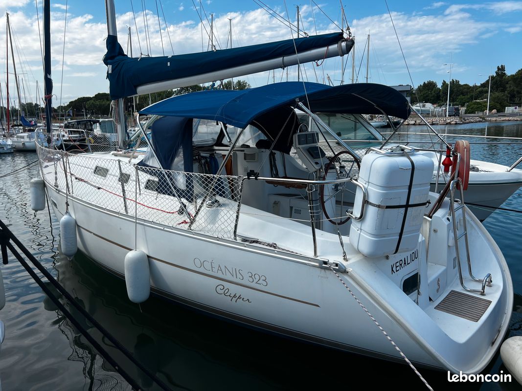 Beneteau Oceanis 323 Clipper — View photo 1