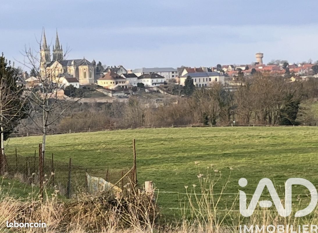 Terrain 1200 m² · à Bourbon-Lancy · 1 200 m² · 18 000 €