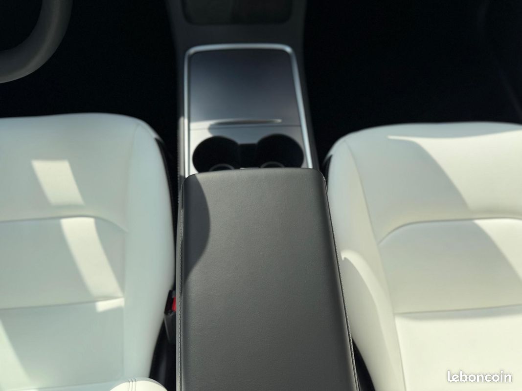 TESLA MODEL 3 Long Range Dual Motor 11/2022 AWD SOH 91,6% (image 36)