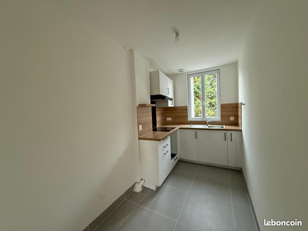 Appartement 2 pièce(s) 36 m²à louer Clamart