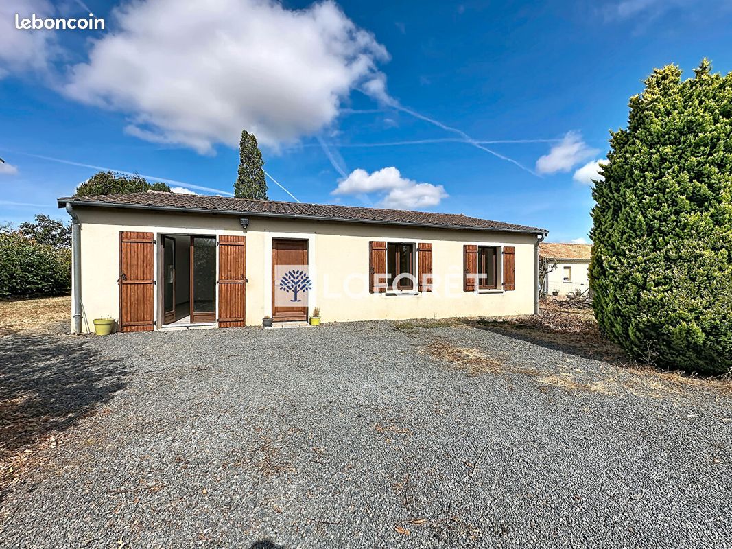 Maison 4 pièces 88 m² · à Argentonnay · 88 m² · 140 400 €