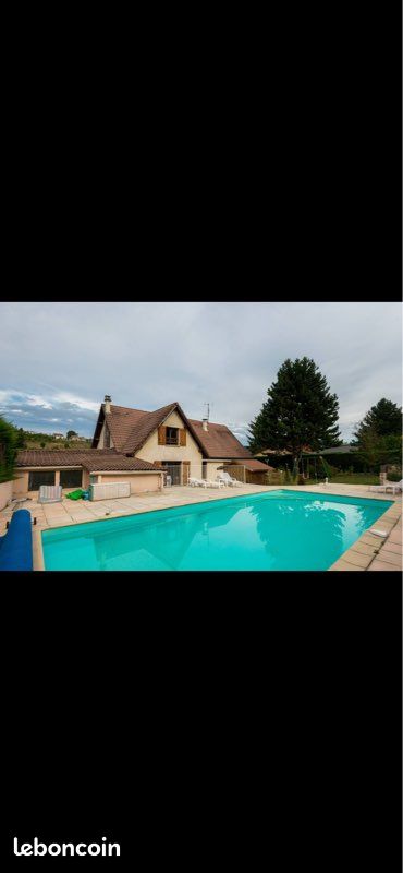 Maison 6 pièces 180 m² · à Allonzier-la-Caille · 180 m² · 895 000 €