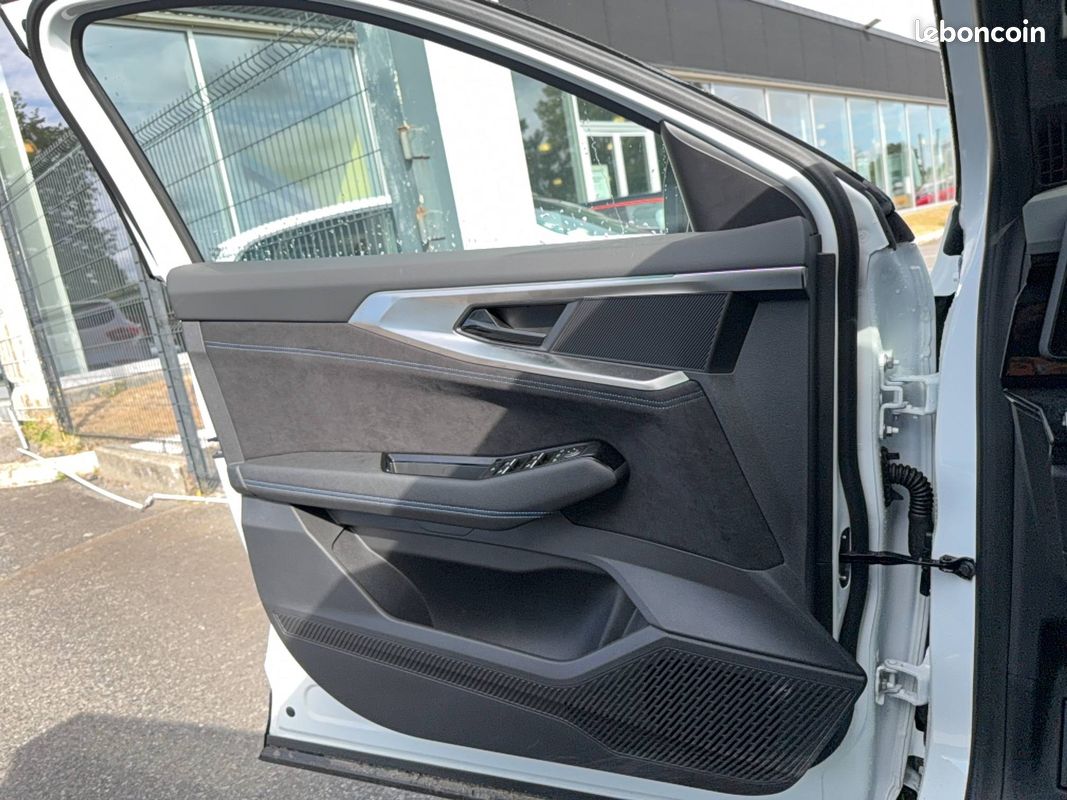 RENAULT Austral full hybrid E-Tech 200 ch Esprit Alpine (image 11)