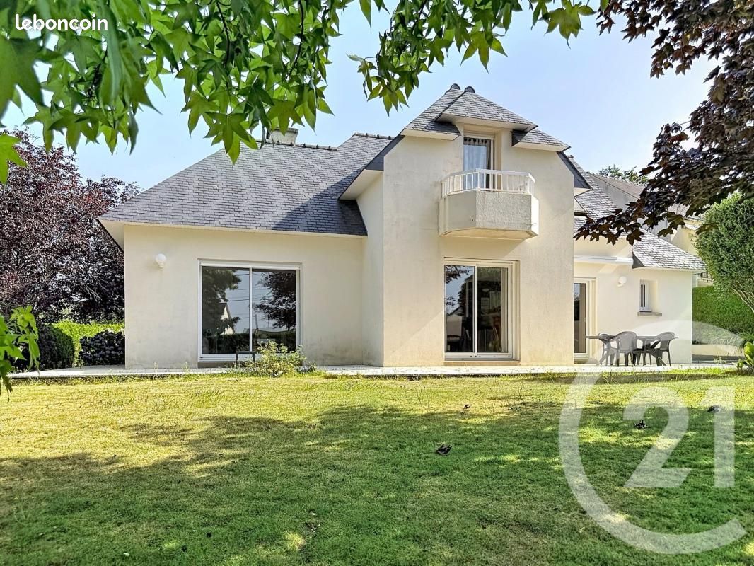 Maison 4 pièces 130 m² · à Saint-Nicolas-de-Redon · 130 m² · 360 000 €