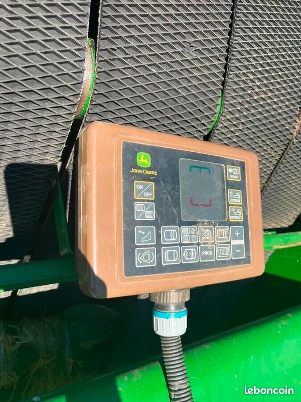 John Deere 582 (image 8)