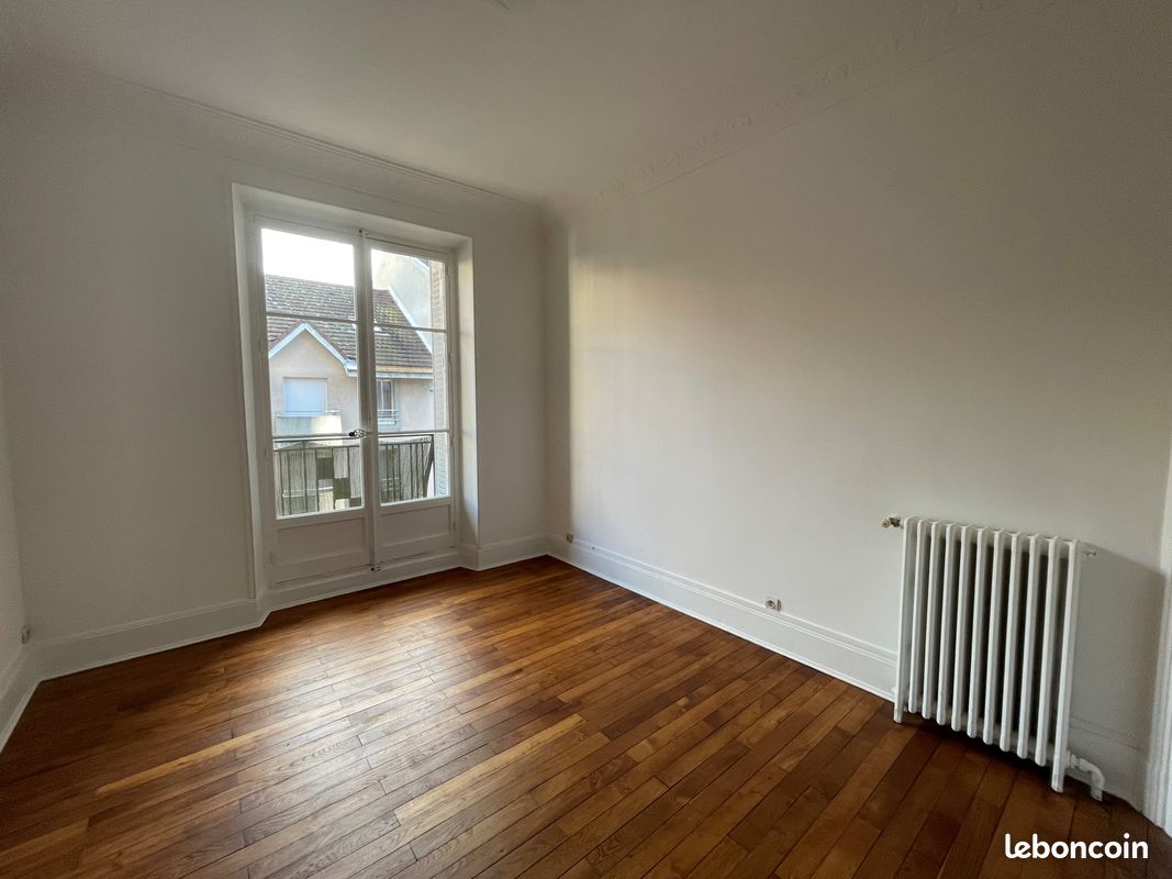 Appartement 3 pièces 89 m² · à Grenoble · 89 m² · 890 €/mois
