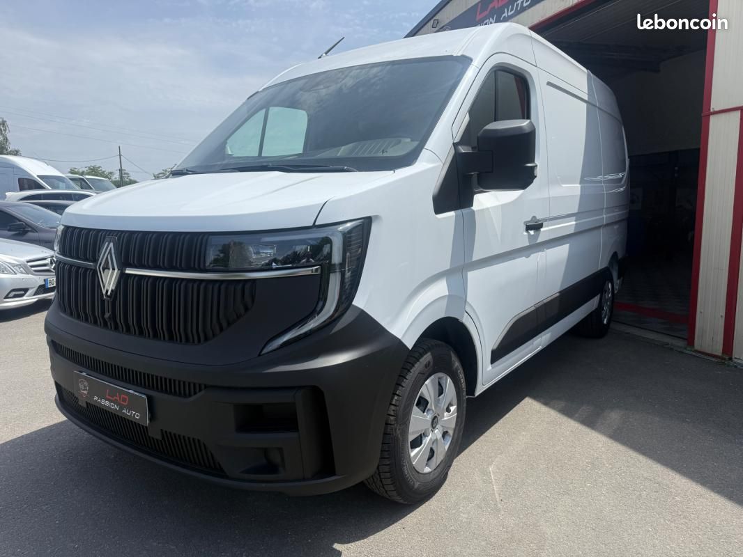 Renault Master FOURGON FGN TRAC 3T5 L2H2 BLUE DCI 150 ADVANCE NEUF 27 000 HT / 32 400 TTC (image 1)