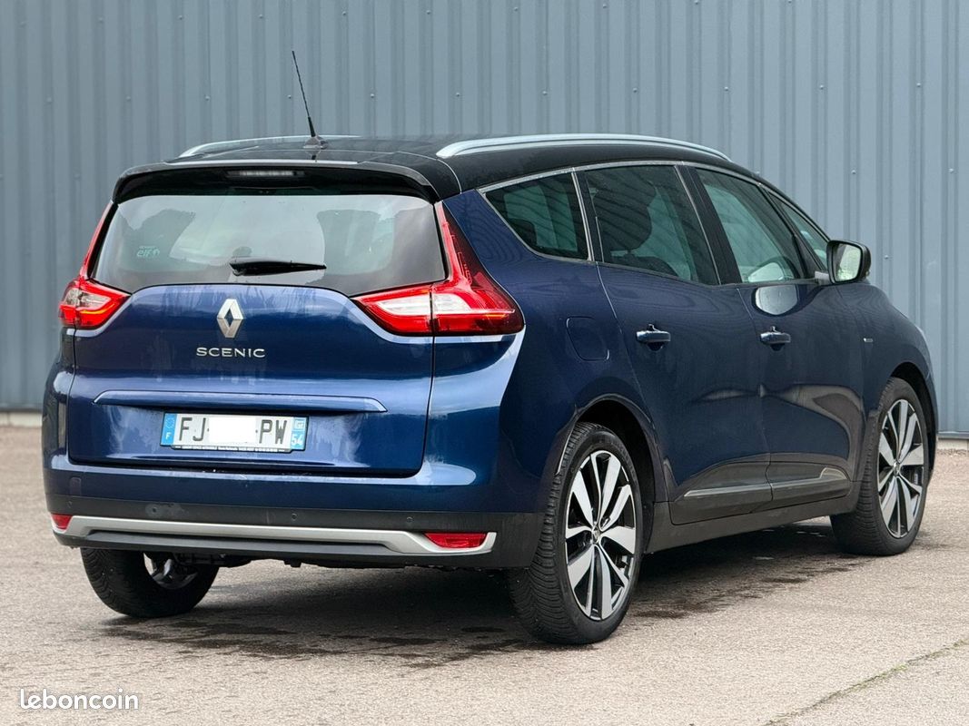 Renault Grand Scenic 1.7 Blue dCi 120ch Limited 7 places (image 2)