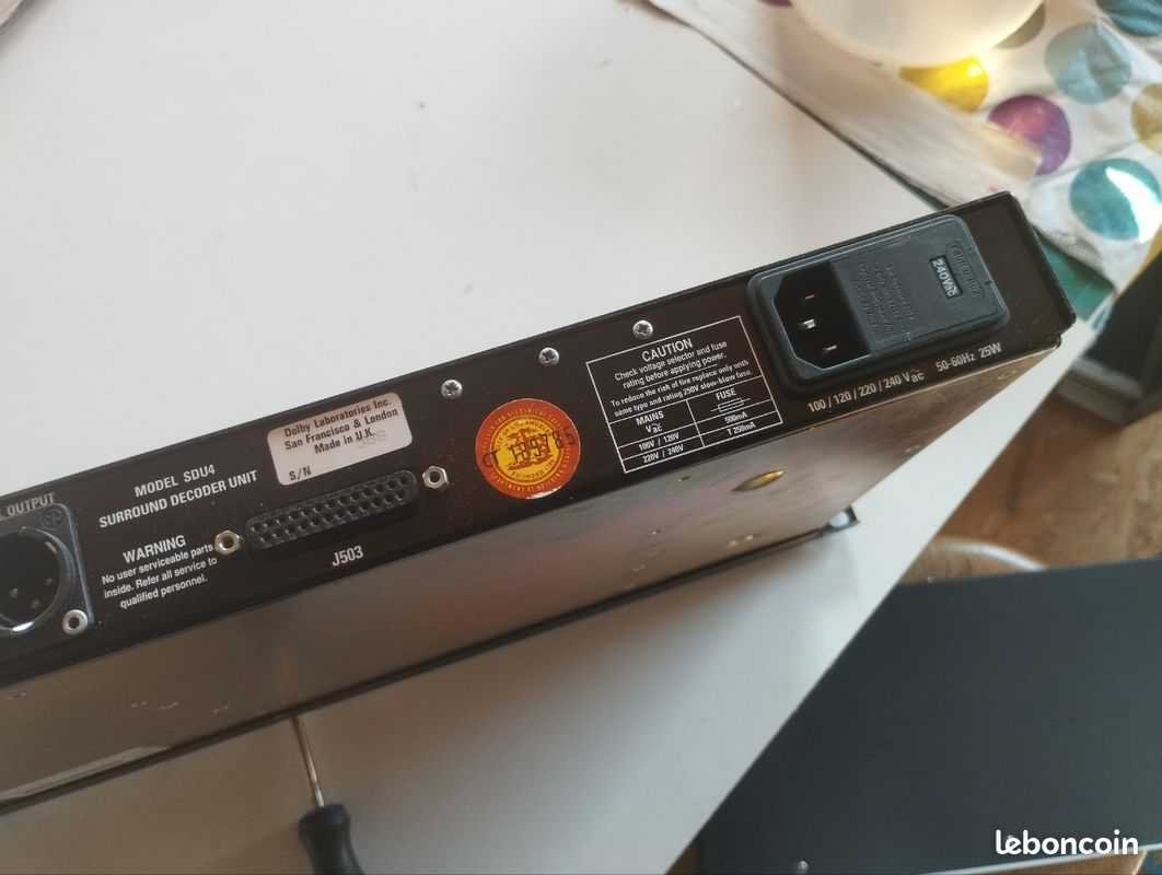 DOLBY LABORATORIES SDU4 Surround Decoder