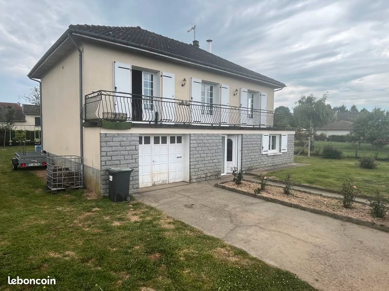 Maison 5 pièces 121 m² · à Saint-Laurent-sur-Gorre · 121 m² · 140 000 €