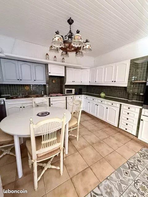 Appartement 69 m² · à Port-Saint-Louis-du-Rhône · 69 m² · 189 000 €