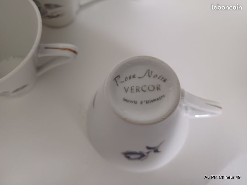 Service Café Porcelaine Les Ateliers D'Art D Annet - 25 Pièces Rose Noire