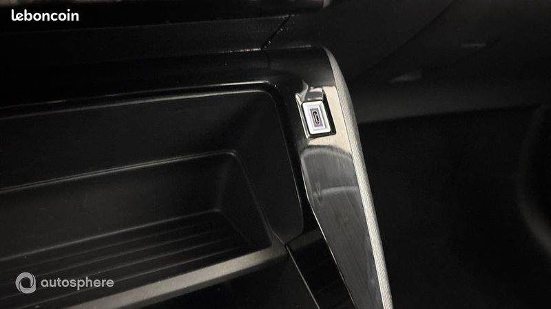 Peugeot 208 1.2 Hybrid 100ch Active e-DCS6 (image 30)
