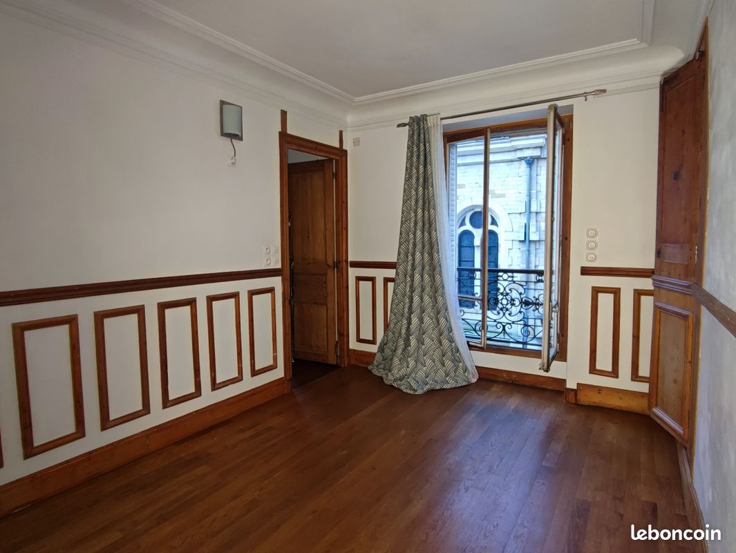Appartement 2 pièces 31 m² · à Paris · 30,6 m² · 240 000 €