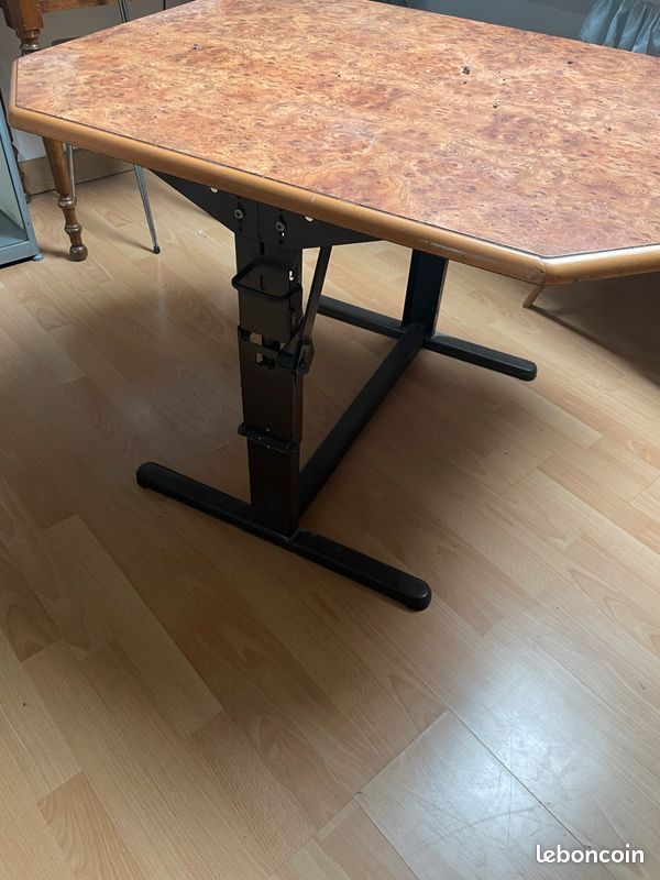 Table (image 2)