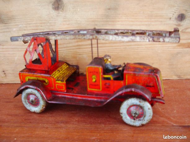 GROS CAMION DÉPANNEUSE CR Charles Rossignol jouet ancien en tôle EUR 12,50 - PicClick FR