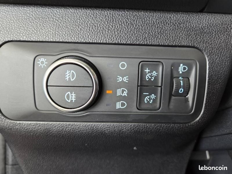 Ford Kuga 2.5 Duratec 180ch Hybrid FlexiFuel Titanium Business Powershift (image 25)