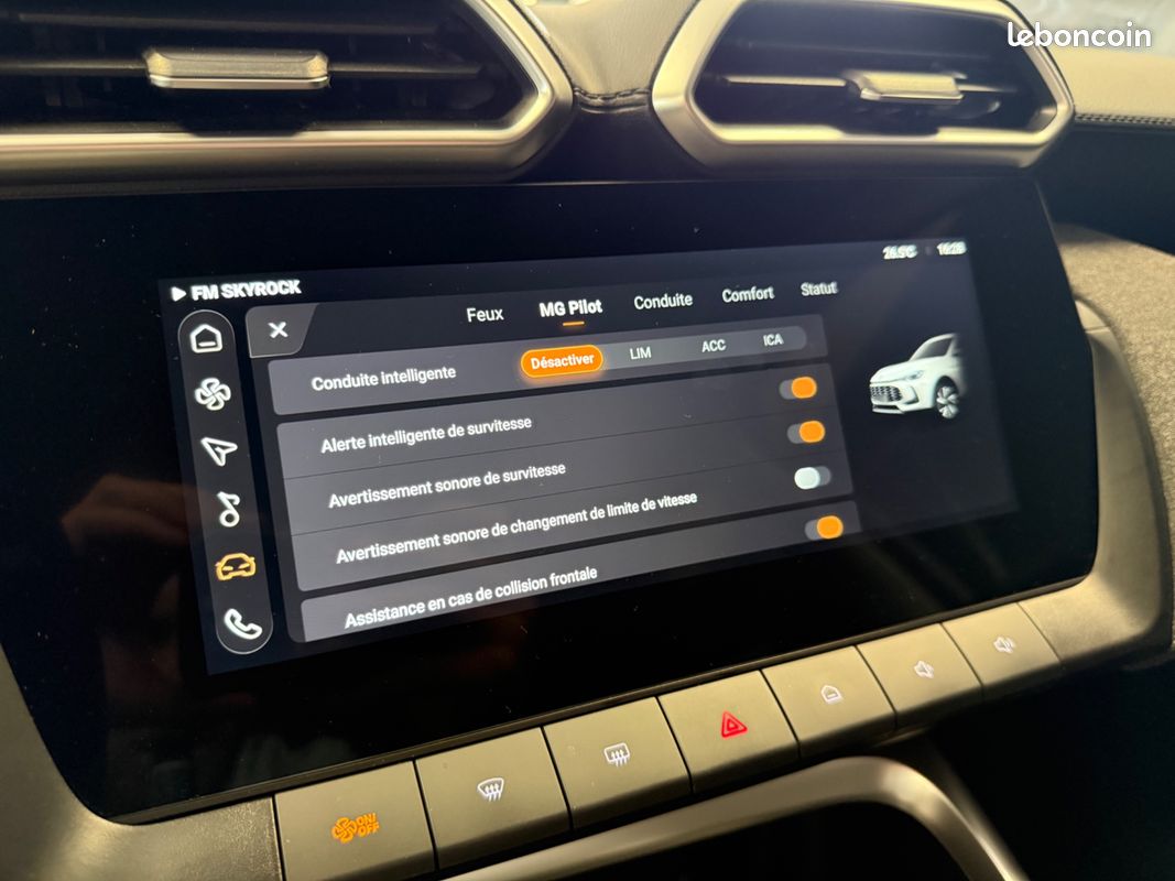 MG ZS 1.5 HYBRID+ 197Ch LUXURY 1.83KWH COMFORT - APPLE CARPLAY - GARANTIE 7 ANS (image 25)