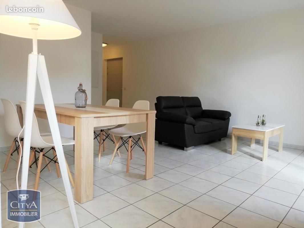 Appartement 2 pièces 47 m² · à Sorgues · 47 m² · 700 €