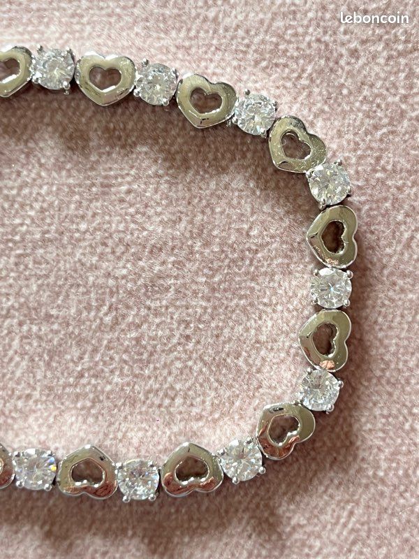 Bracelet strass et cœurs neuf (image 3)