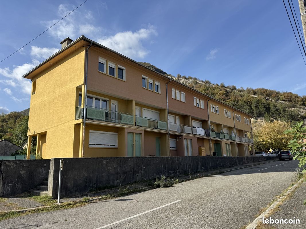 Appartement 4 pièces 68 m² · à Virieu-le-Grand · 68 m² · 576 €/mois