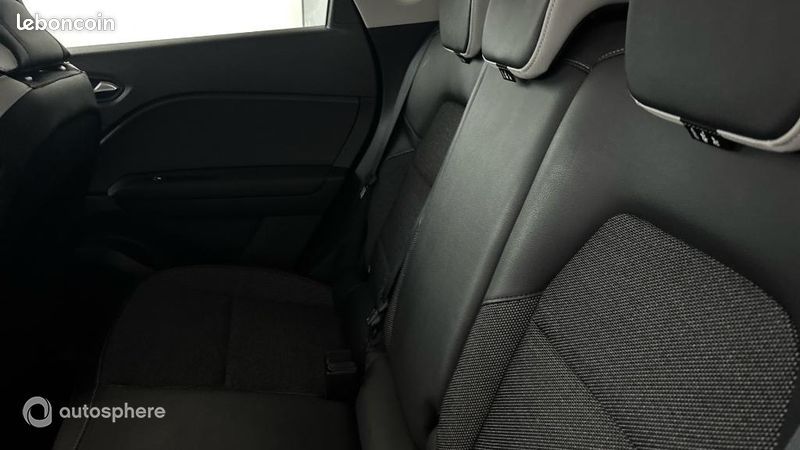 Renault Captur 1.6 E-Tech hybride 145ch Intens -21 (image 13)