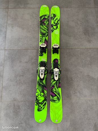 k2 amp skis 2012 obSETHed Graphic Backpack the Strike is... Supply Duffel 115 Color:Red Pampas