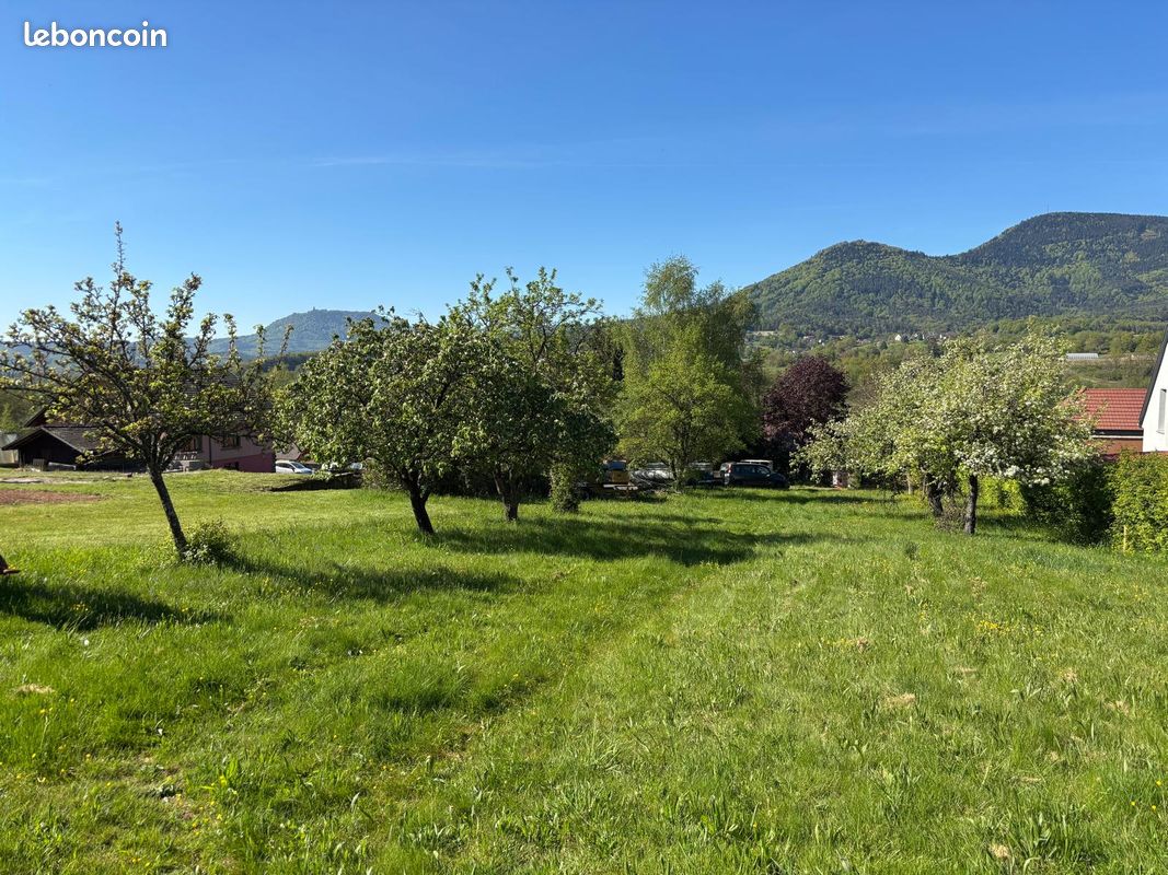 Terrain de construction · à Saint-Pierre-Bois · 205 000 €