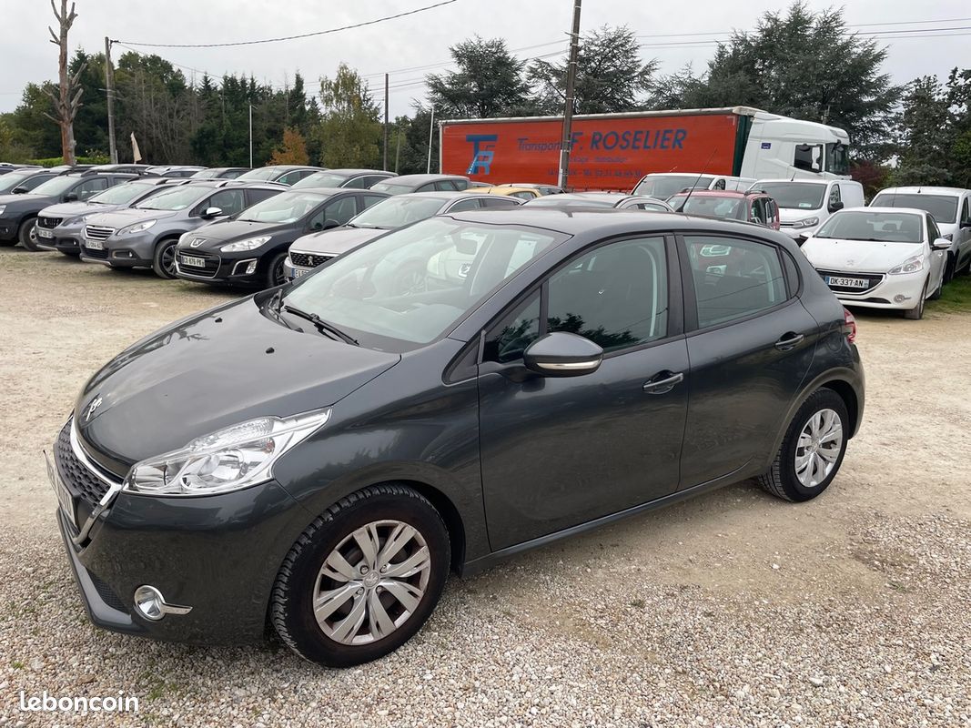 Peugeot 208 1.2 82 ch BVM5 PACK ACTIVE 159000KM AN:2013 5990e REVISE ...