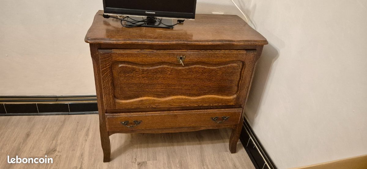 Meuble bar ancien en bois (image 1)
