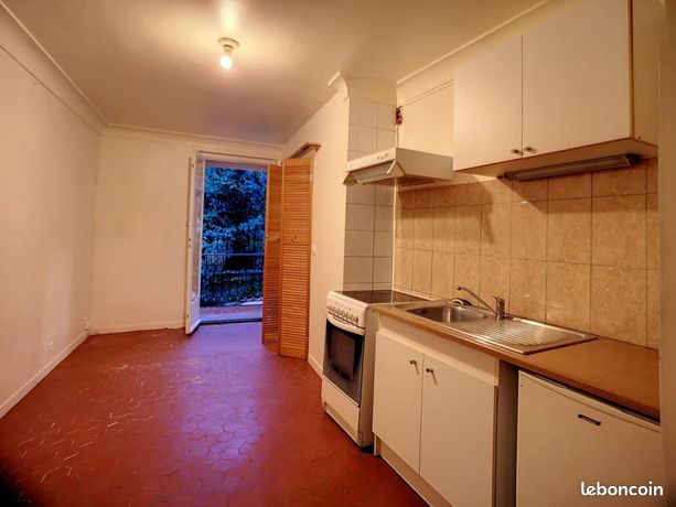 Studio 1 pièce 16 m²