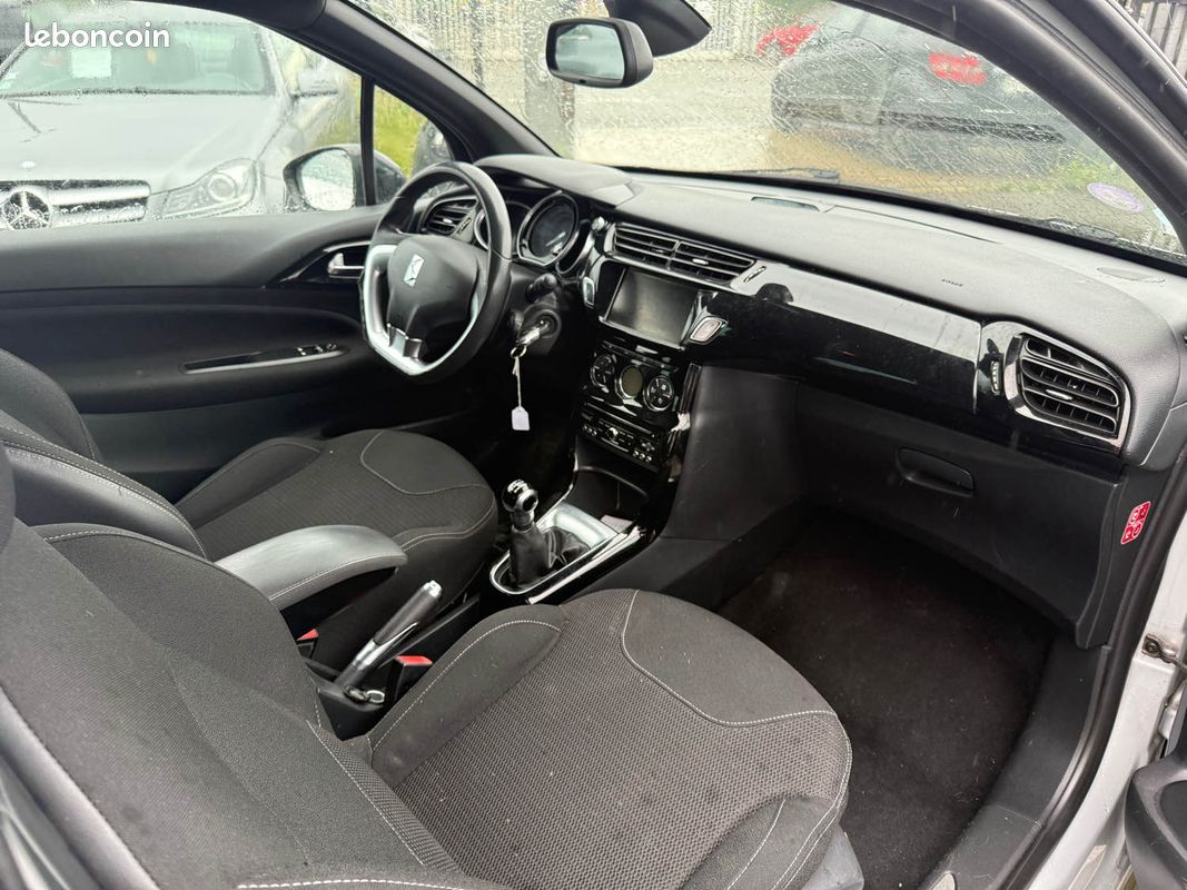Citroen ds3 1.2 vti 82ch phase 2 garantie (image 3)