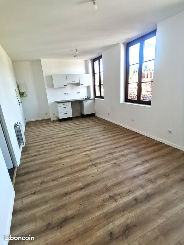 Appartement 2 pièces 40 m² · à L'Arbresle · 40 m² · 650 €/mois