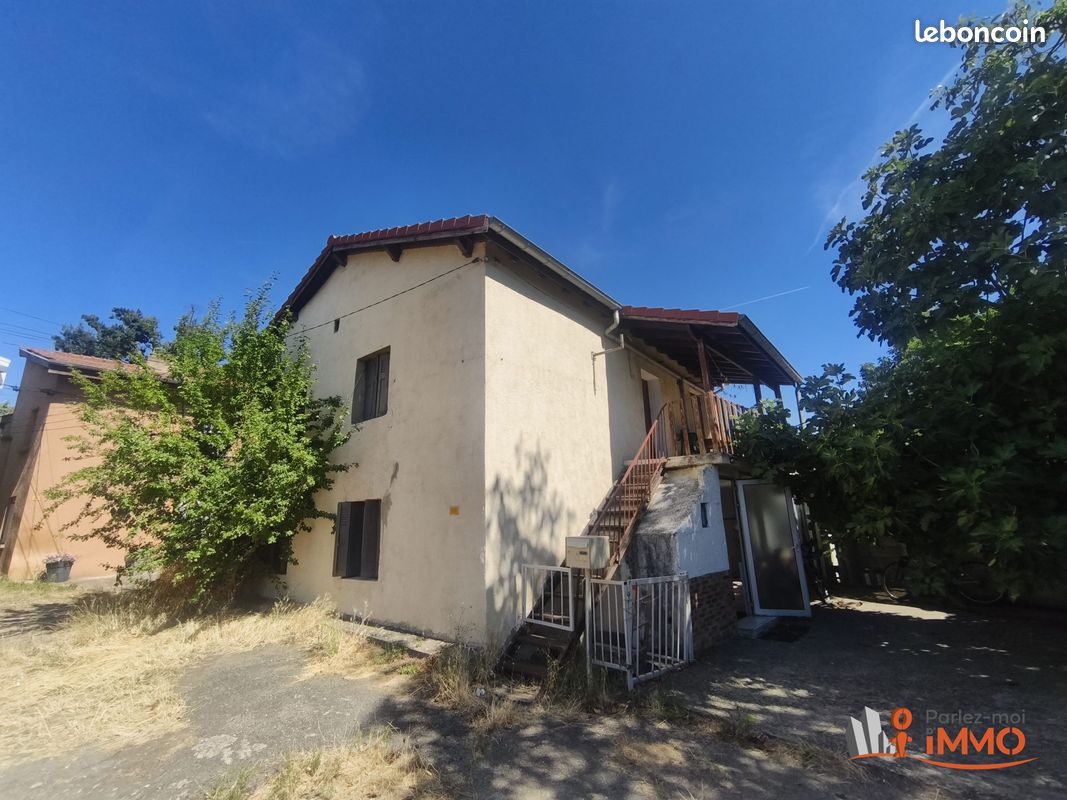 Maison 7 pièces 124 m² · à Saint-Étienne · 124 m² · 130 000 €