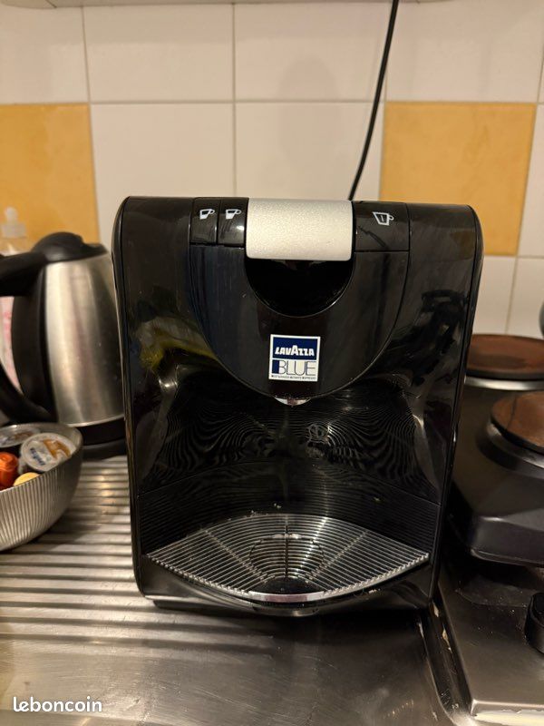 Machine à café Lavazza BLUE LB951 Électroménager