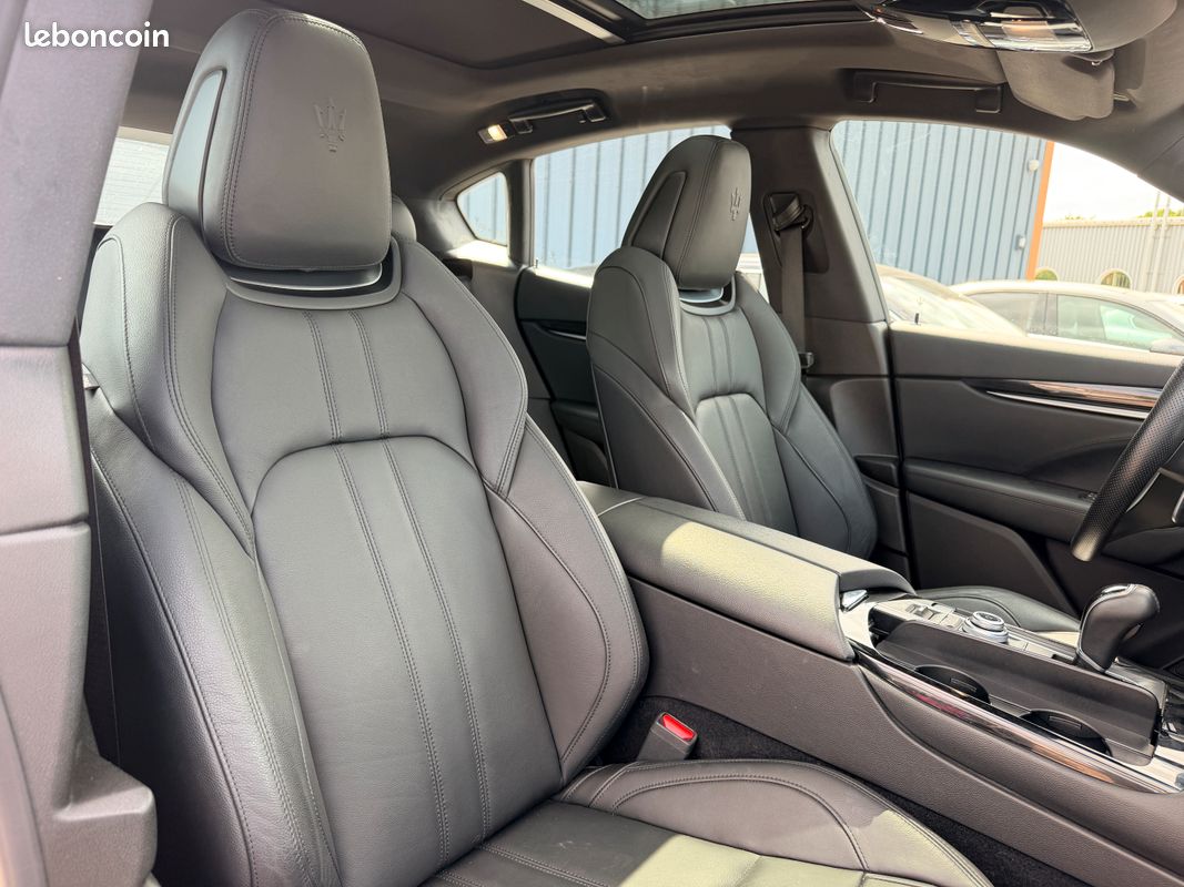 Maserati levante 3.0 v6 s q4 gransport auto 1 ere main avec seulement 45964 kms (image 6)