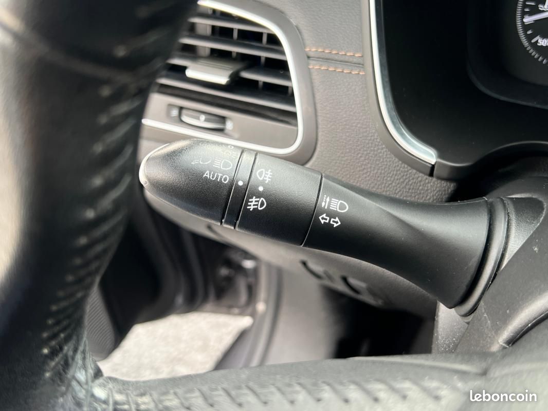 Renault Talisman 1.5 dCi 110 Energy ECO2 Intens - Suivi complet* TBE* 4Control (image 23)