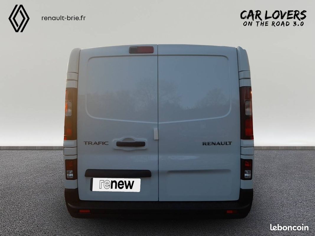 Renault trafic fgn l1h1 2t8 blue dci 130 gsr2 extra (image 8)