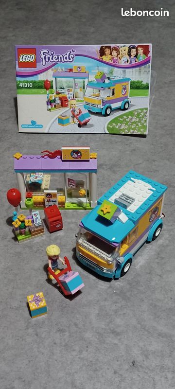 Lego Friends 41310 La livraison de cadeaux d'Heartlake City
