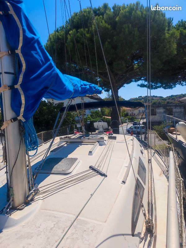 SUN ODYSSEY 37 (JEANNEAU) — View photo 1