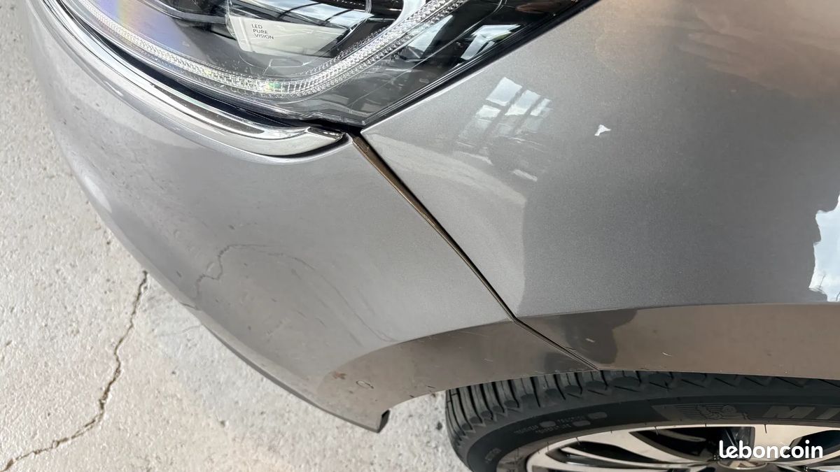 Renault Espace 2.0 dCi 200ch Initiale Paris - 7 places - Toit ouvrant - Sièges chauffants ventilés massants - Apple CarPlay - Régulateur adaptatif - Caméra de recul (image 41)