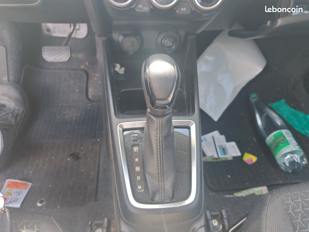 Suzuki swift 1.2i 16v hybrid (image 8)