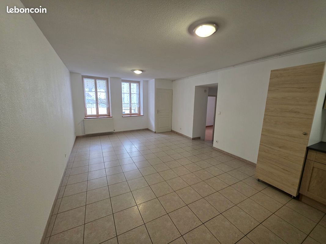 Appartement 3 pièces 58 m² · à Nantua · 58 m² · 521 €/mois