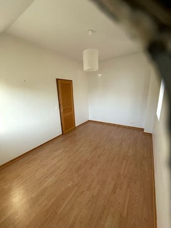 Maison a louer  - 4 pièce(s) - 115 m2 - Surfyn