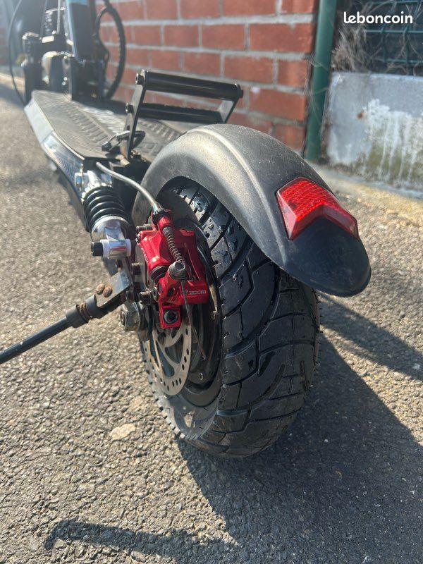 Trottinette Electrique Mobygum sur