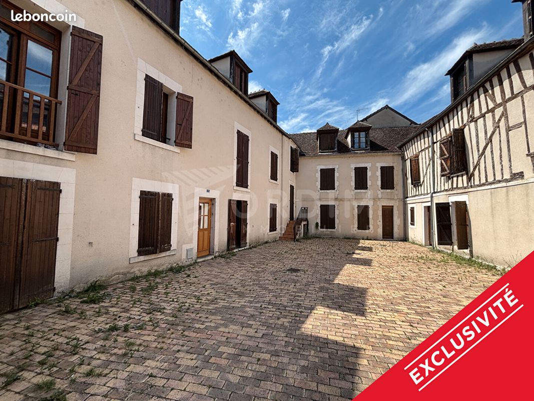 Appartement 1 pièce 30 m² · à Auxerre · 30 m² · 406 €