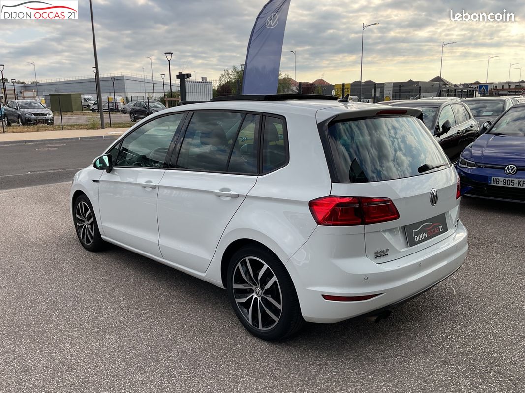 VOLKSWAGEN GOLF SPORTSVAN 1.4 TSI 125 BlueMotion Technology Série Spéciale Lounge DSG7 (image 4)